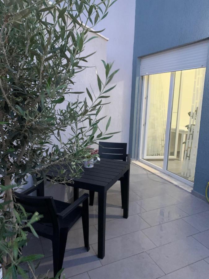 Apartament Kris In Durres Plazh Екстер'єр фото